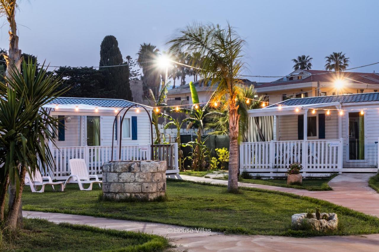 Residence Il Borgo อาโวลา ภายนอก รูปภาพ